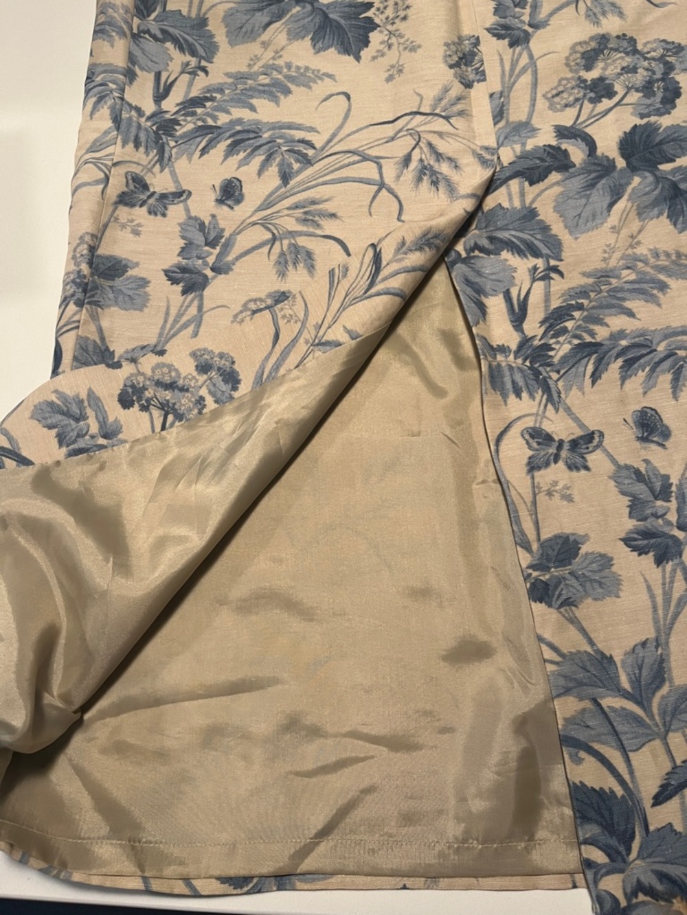 Vintage TALBOTS Silk Linen Floral Skirt with Blue Floral Print - Picture 11 of 12